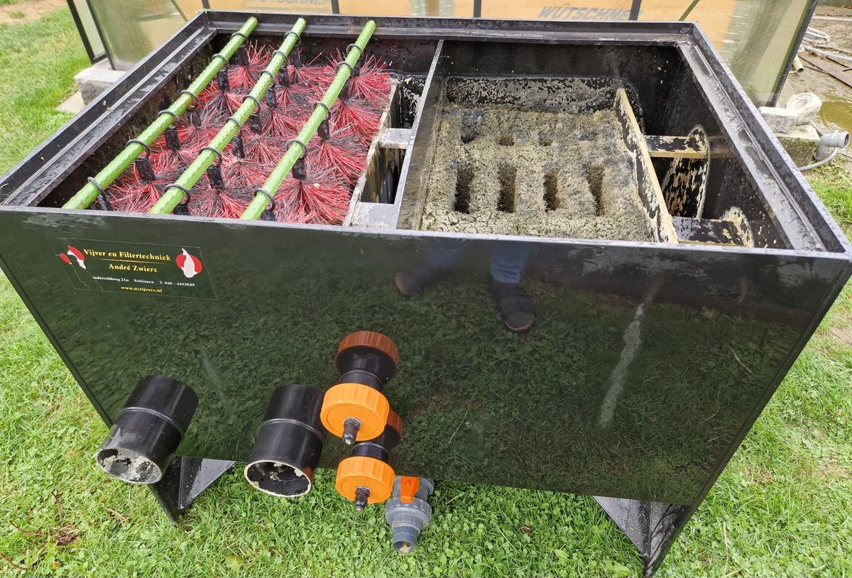 Kundenauftrag gebrauchter PE Mehrkammerfilter mit Filtermaterial
